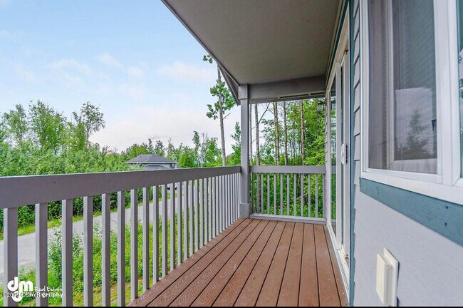 Upstairs Deck - 5485 S Irwin Dr
