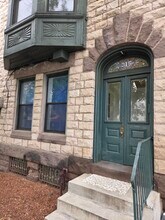 Building Photo - 315 N 6th St
