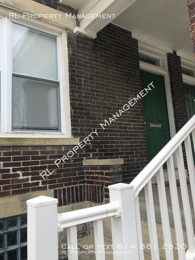 Building Photo - COMING SOON!!!-2 bedroom 1 bathroom town h...