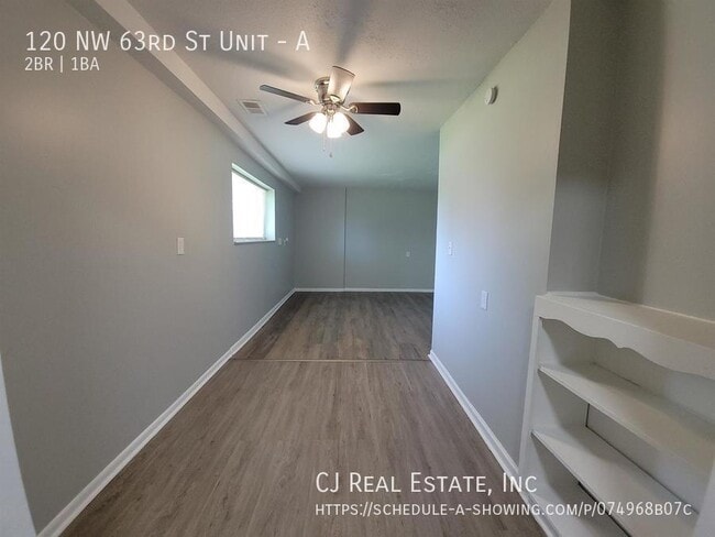 Foto del edificio - 120 NW 63rd St