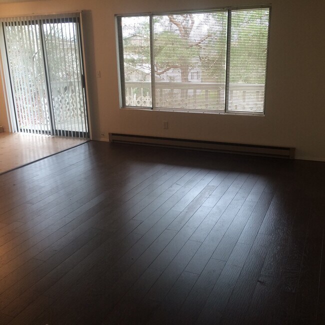 Foto del edificio - 2211 Yew St