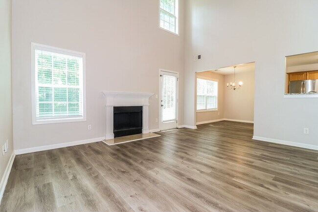 Foto del edificio - 6695 White Walnut Way