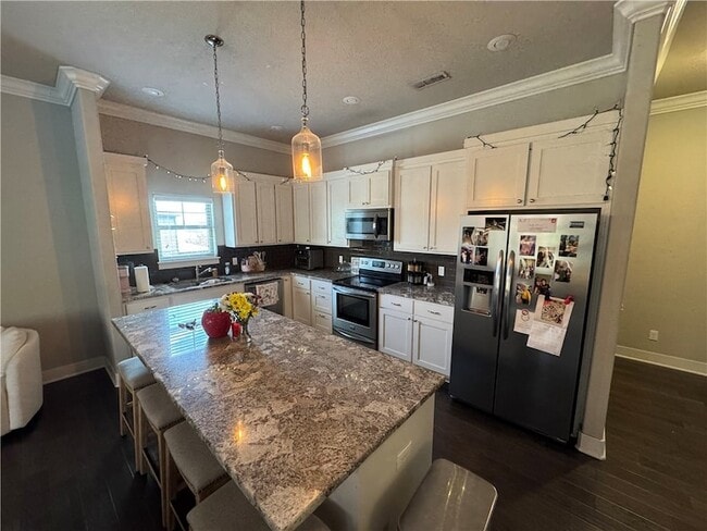 Photo - 1695 Nettleship St Townhome