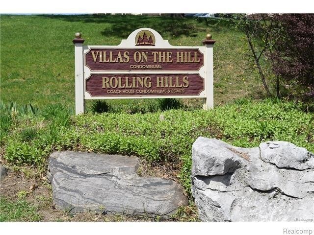 Foto del edificio - 7010 Villa Dr
