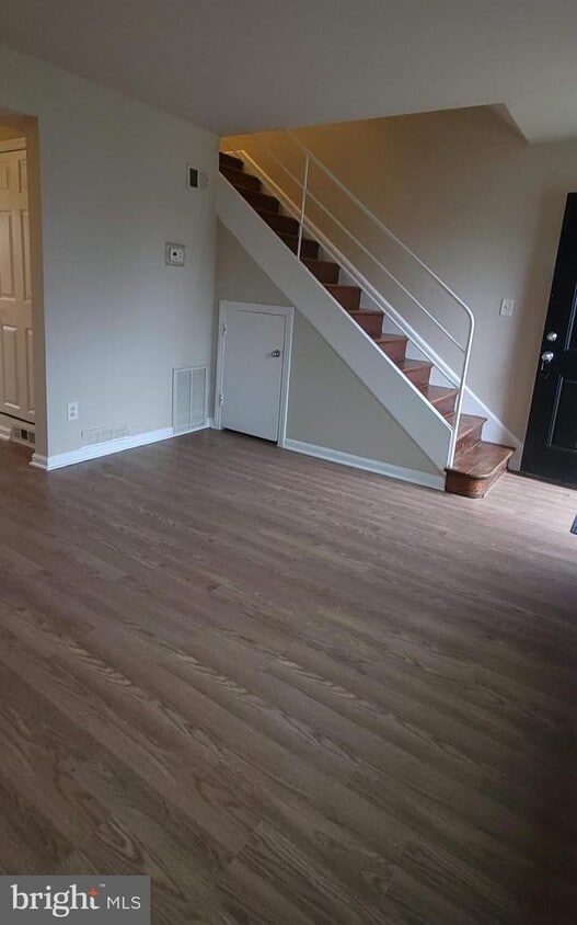 2528 Iverson St, Temple Hills, MD 20748 Townhome Rentals in Temple Hills MD