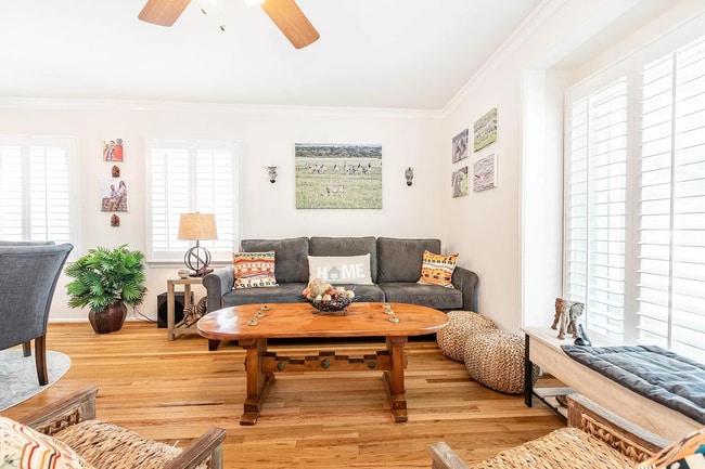 Foto del edificio - 2120 N Valley St