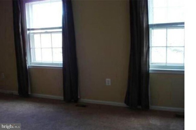 Foto del edificio - 8 Cornerwood Ct