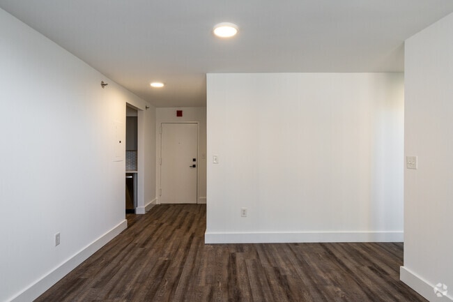 1BR, 1BA - 583SF - Observer Park