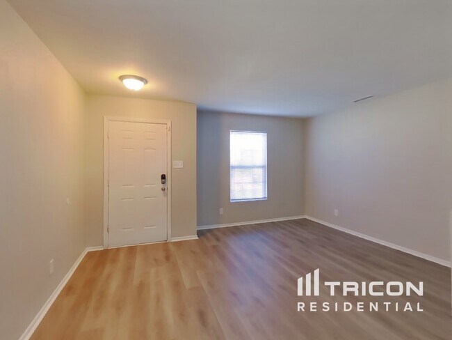 Foto del edificio - 1405 Bluestem Dr