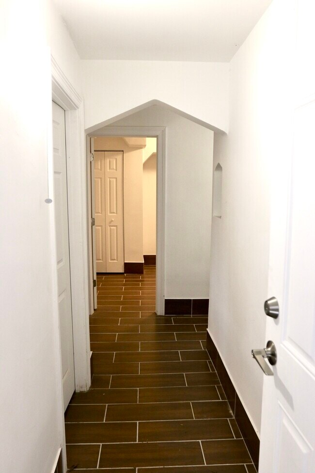Foto del edificio - 5024 S Prairie Ave