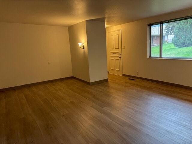 Photo - 2122 Orchard Dr Apartment