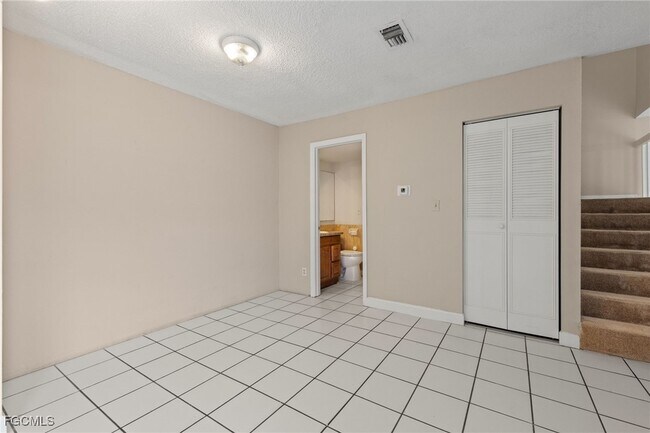 Building Photo - 1706 Park Meadows Dr