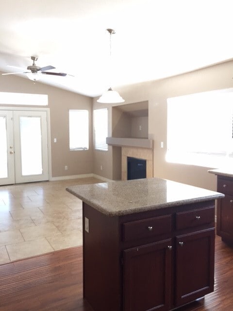 Building Photo - Gorgeous Single Story Culdesac Home For Rent