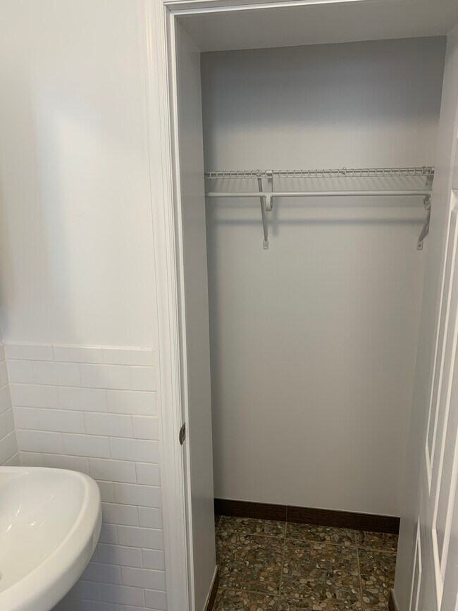 Building Photo - 3220 35th St