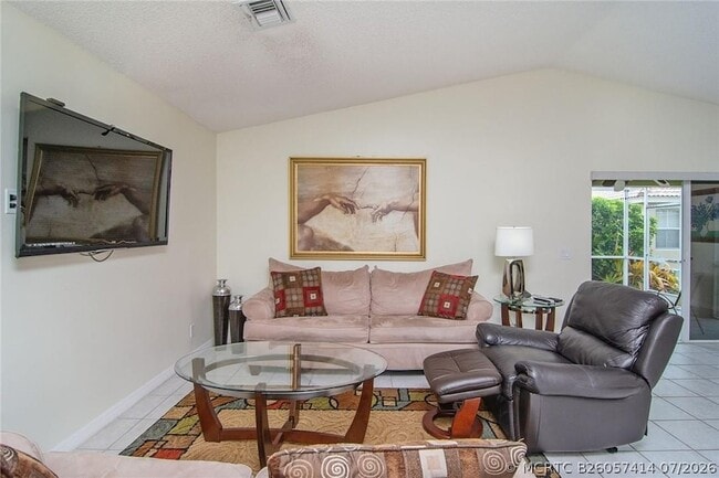Building Photo - 4297 Pine Ridge Ct
