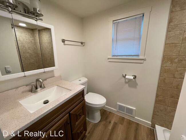 Foto del edificio - 1 br, 1 bath House - 266 N Vine St