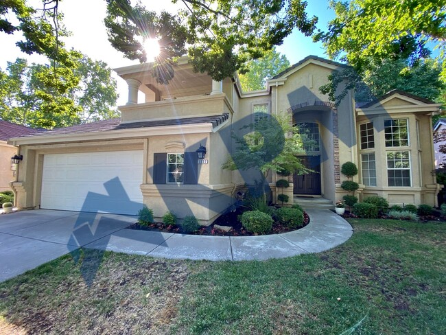 Building Photo - 2-Story Brookside Home- 4 Bedroom 3 Bath