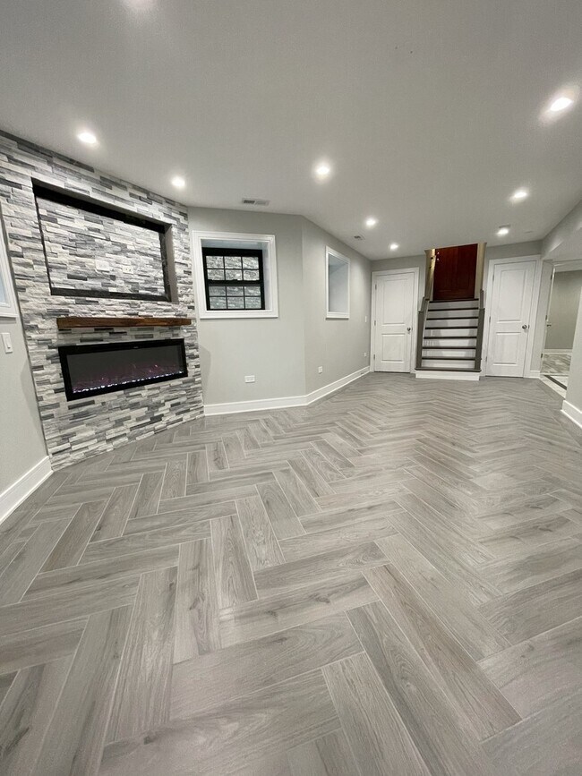 Foto del edificio - 3315 W Cullom Ave