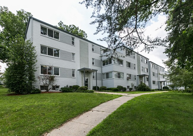 Foto del edificio - Greenbelt Properties