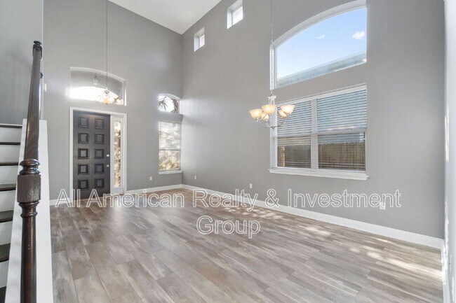 Foto del edificio - 377 Miranda Ct