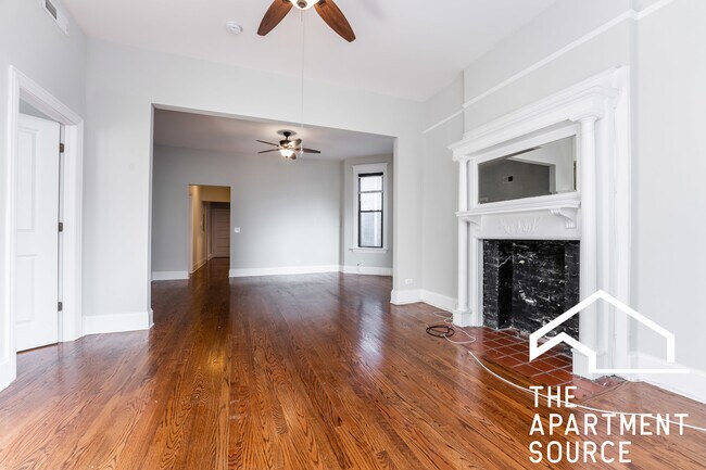 Foto del edificio - 3521 N Wilton Ave