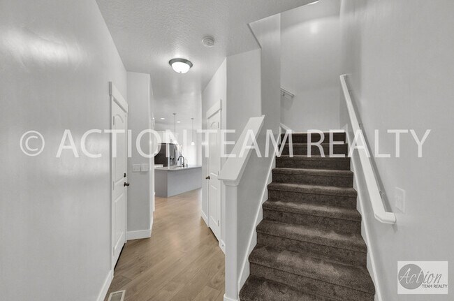 Foto del edificio - Mid-Row Townhome located in Bluffdale!