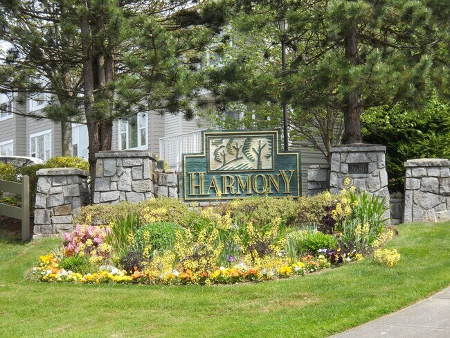 Foto del edificio - Bellevue Townhome! 2 Bedroom 2.5 Bathroom! *Utilities Included*