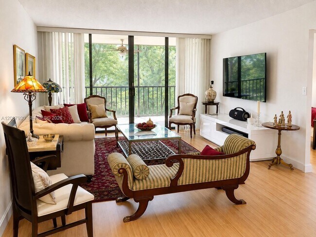 Foto del edificio - 9735 NW 52nd St