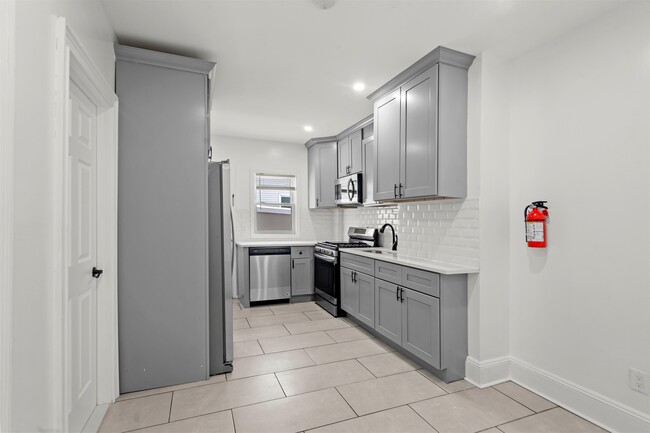 Foto del edificio - 56 Highwood Terrace
