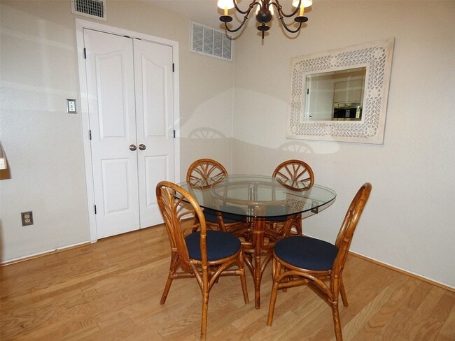 Photo - 7640 W Greenway Blvd Apartment