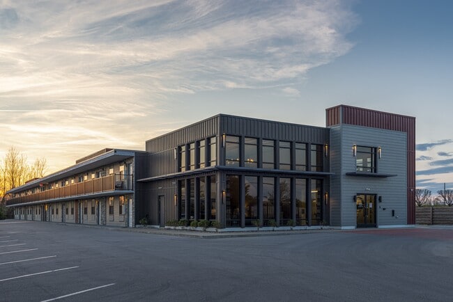 Building Photo - Clarksville Lofts