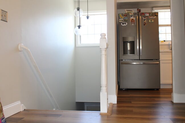 Foto del edificio - 607 Spring Meadow Rd