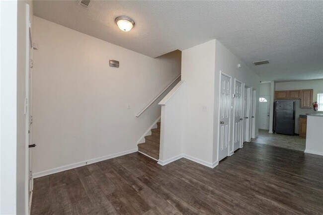 Foto del edificio - 6045 Capitol Knoll