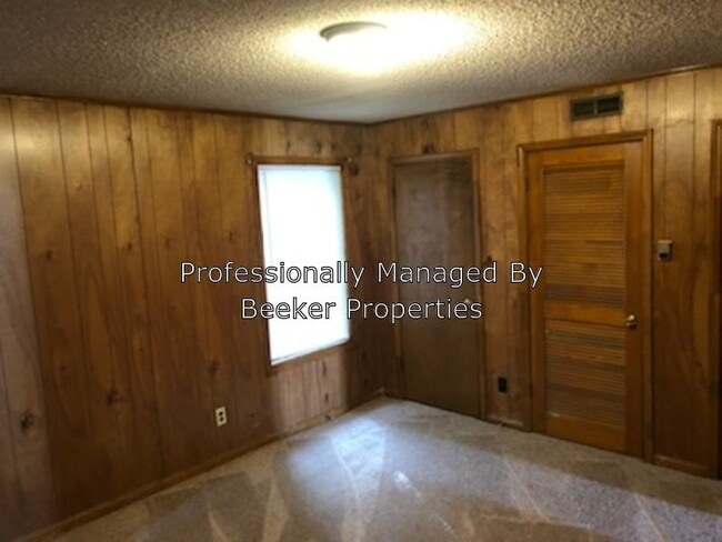 Building Photo - 3611 34th Ave Apt 73 Unit 73