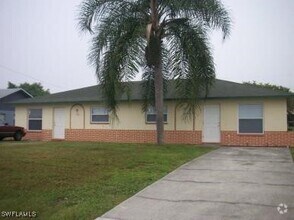 Building Photo - 928 Andalusia Blvd