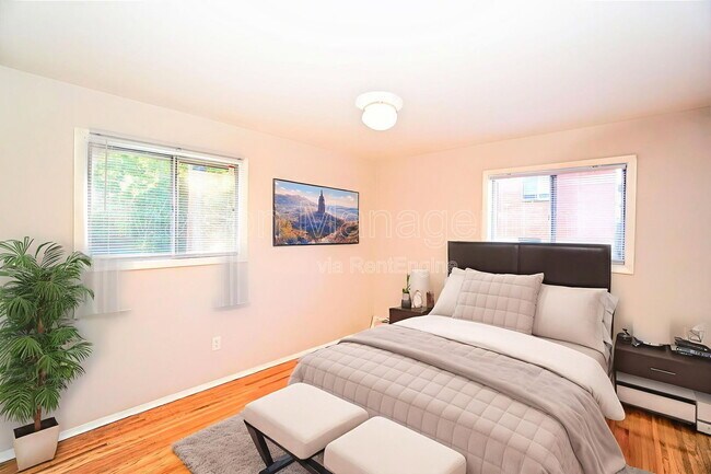 Building Photo - 146 Woodhill Dr