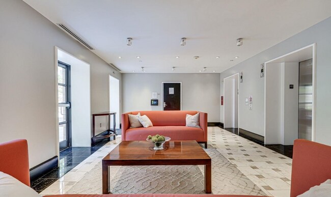 Foto del edificio - 1001 L St NW