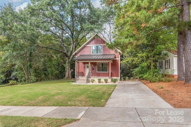 Building Photo - 712 Seldon Dr