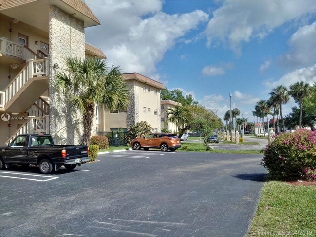 Foto del edificio - 5071 W Oakland Park Blvd