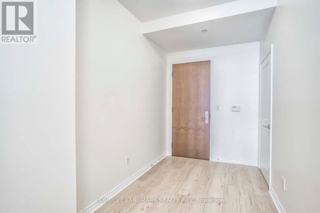 Photo du bâtiment - 386-5386 Yonge St