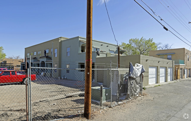 Foto del edificio - Ten Ten Townhomes