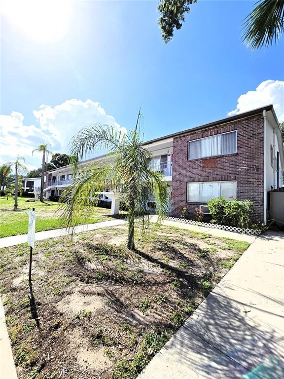 Foto del edificio - 2366 Shelley St