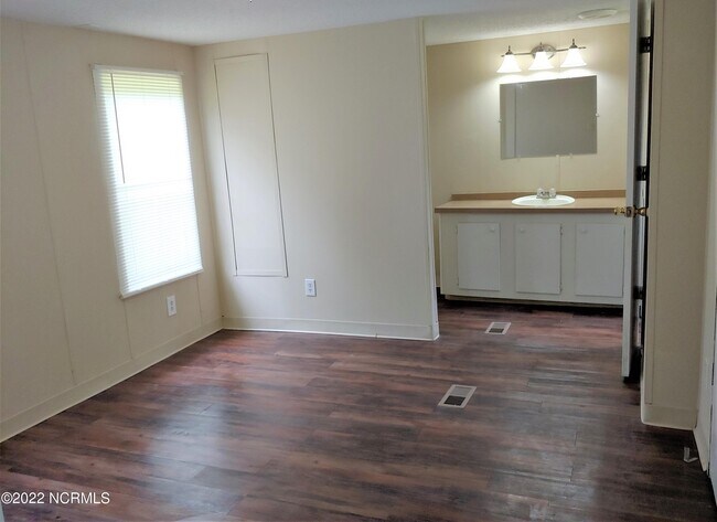 Foto del edificio - 7084 Old Georgetown Rd SW