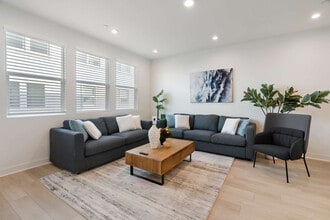 Building Photo - 2717 Everly Dr