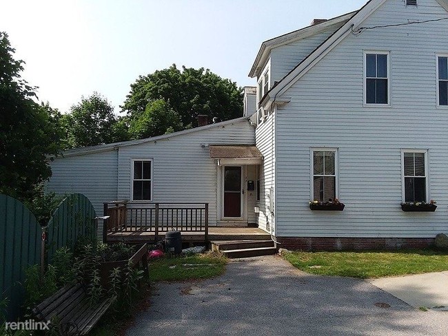 Building Photo - 2 br, 1 bath Apartment - 49 Taylor Street