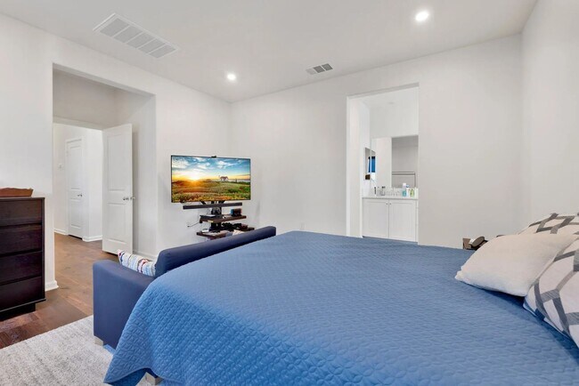Foto del edificio - Eco-Friendly 3BR Home in Palmdale