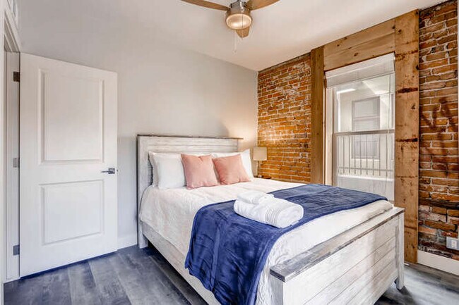 Building Photo - 3110 Vallejo St