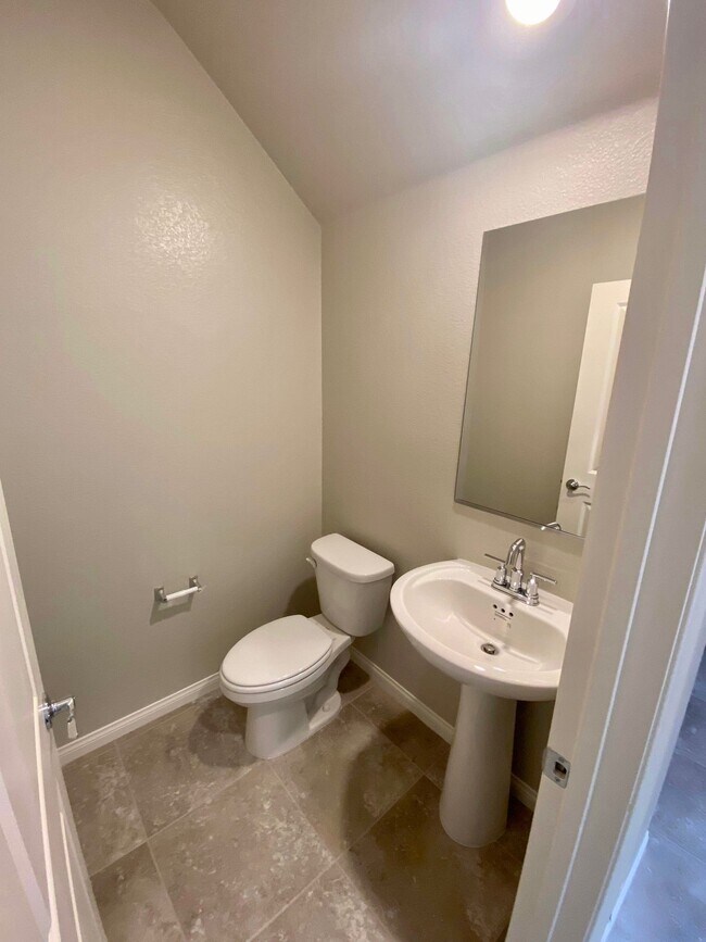 Foto del edificio - 3816 Antilia Ave