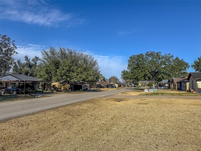 Foto del edificio - 1727 Junker St