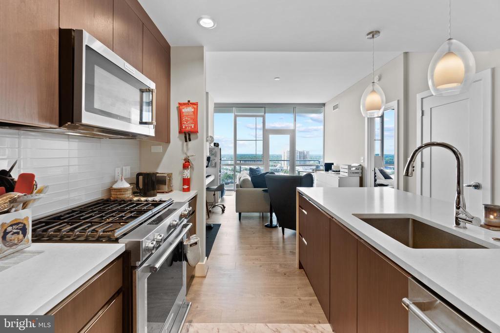 Foto principal - 930 Rose Ave